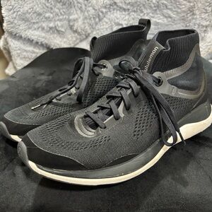 lululemon athletica Women’s Black and Gray Athletic Tennis Shoes Sneakers